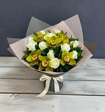 Букет цветов из:  Орхидеи и Розы в Чистые Боры