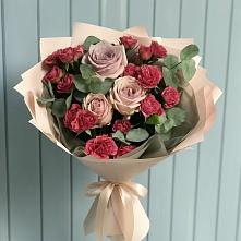 Букет цветов из:  Гвоздики и Розы в Чистые Боры