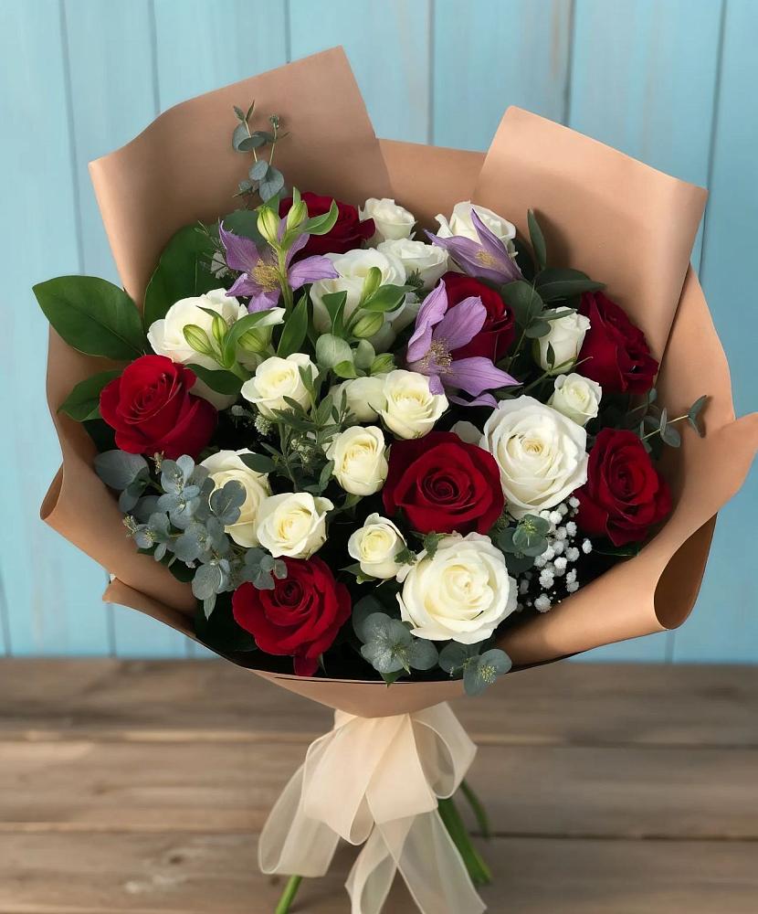 Букет цветов из: Розы и Альстромерии в Чистые Боры